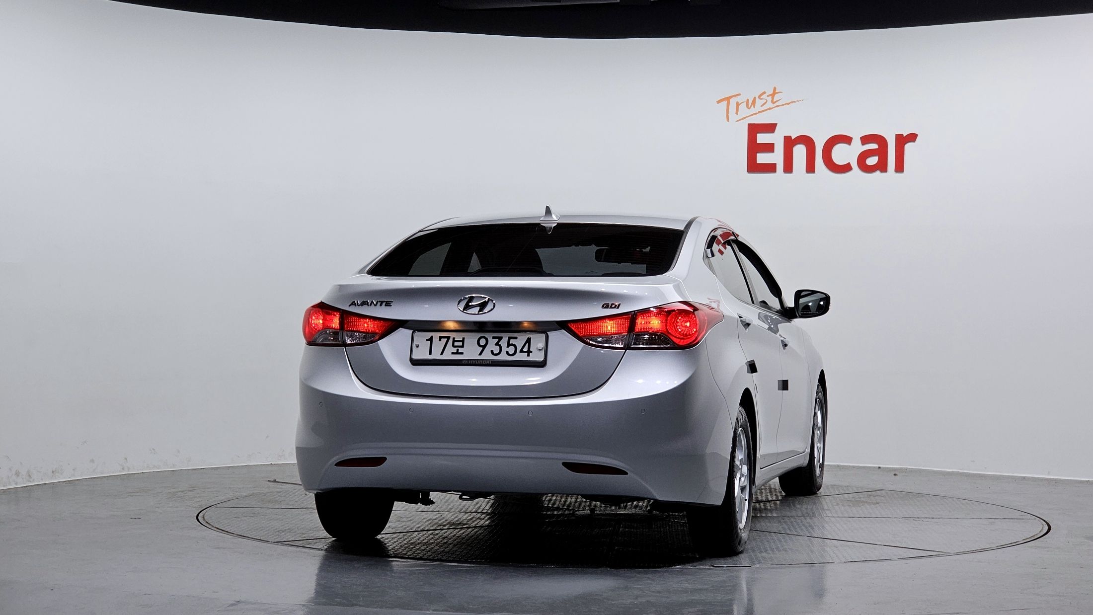 HYUNDAI AVANTE MD 2013