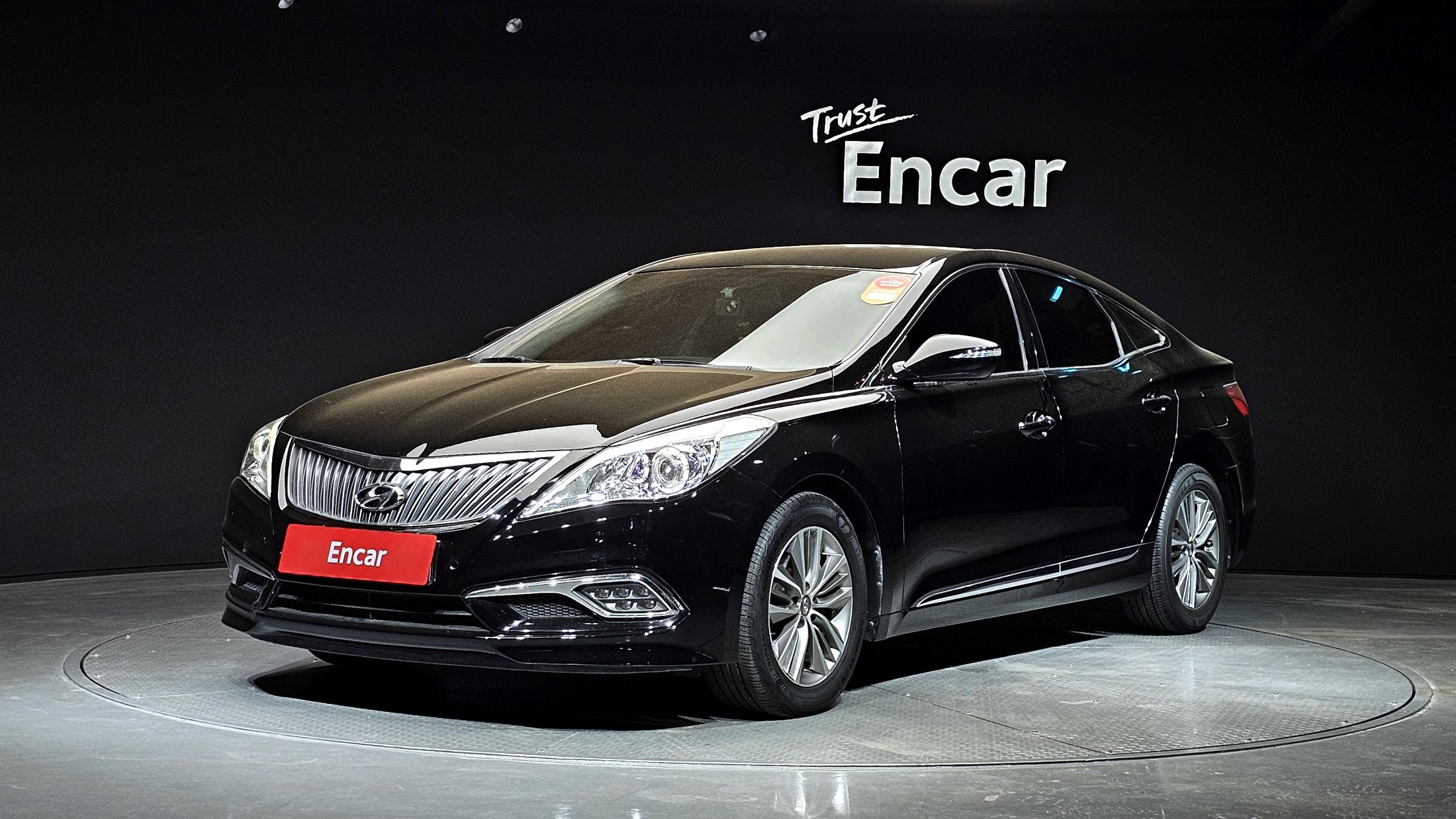 HYUNDAI GRANDEUR HG 2016