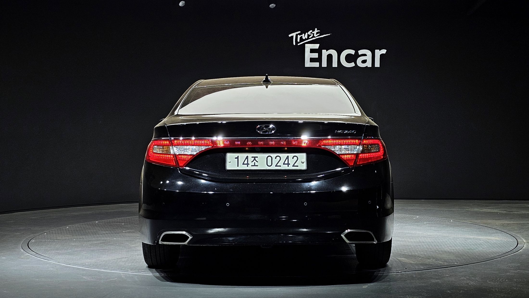 HYUNDAI GRANDEUR HG 2016