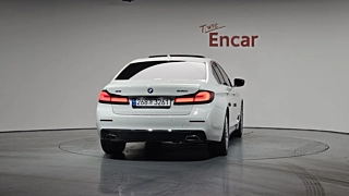 BMW 5-SERIES G30 2022