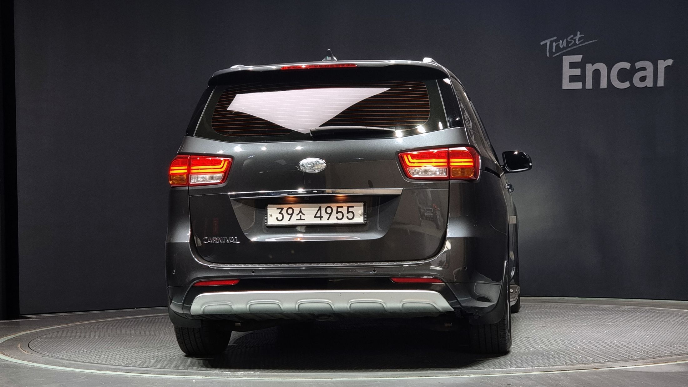 KIA CARNIVAL 2018