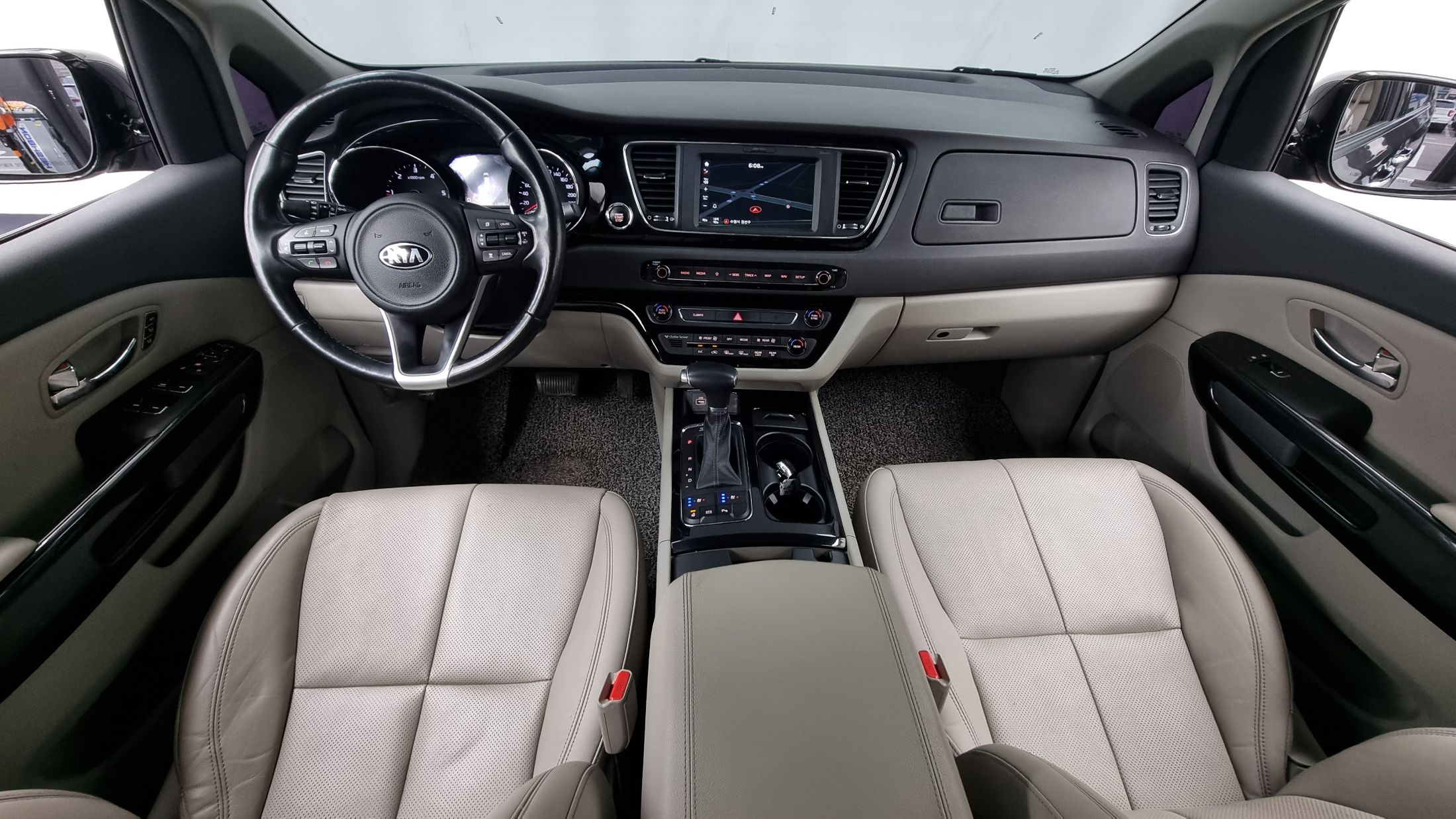 KIA CARNIVAL 2018