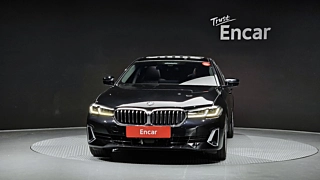 BMW 5-SERIES G30 2021