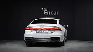 AUDI A7 4K 2020