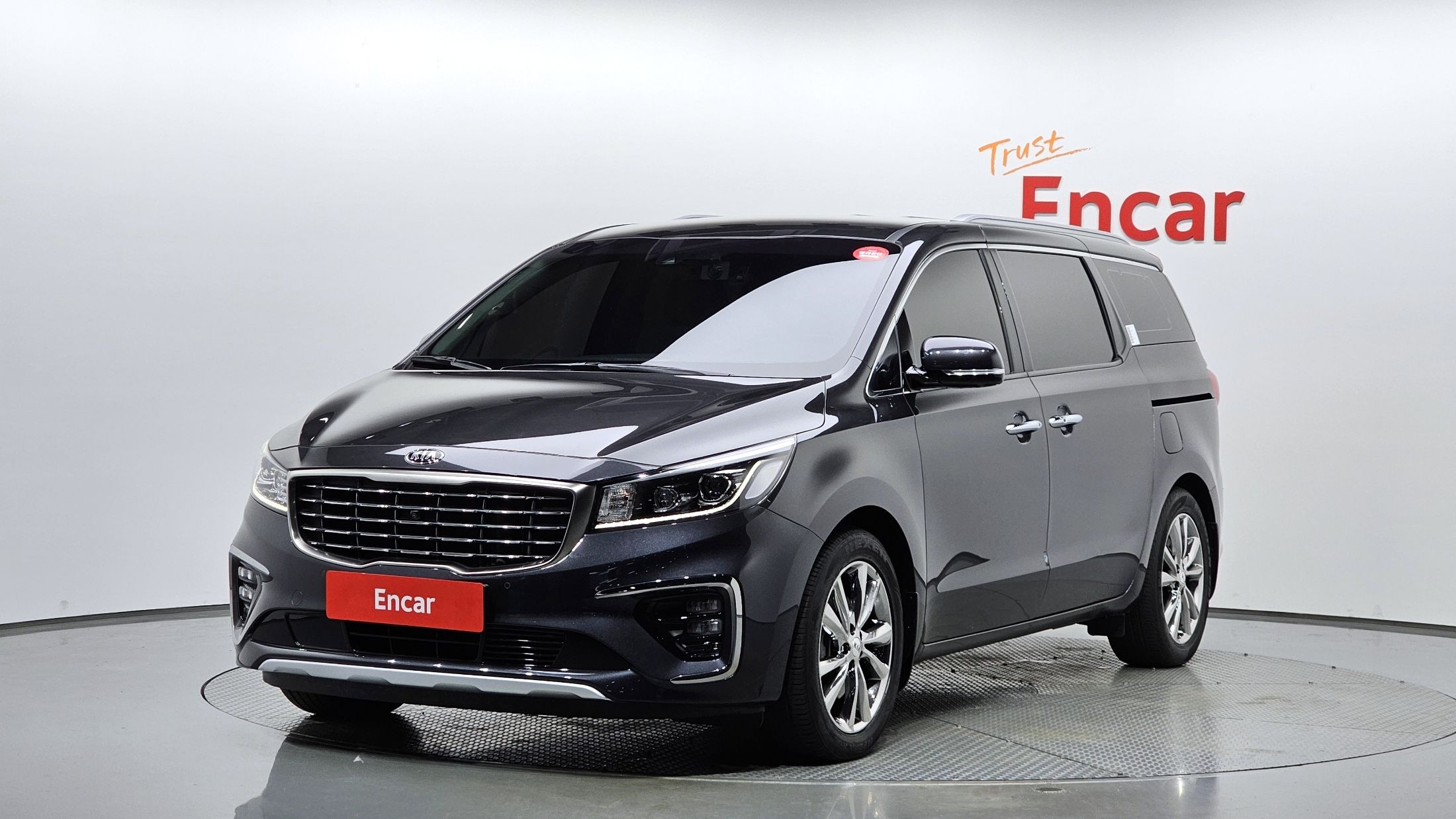 KIA CARNIVAL 2018