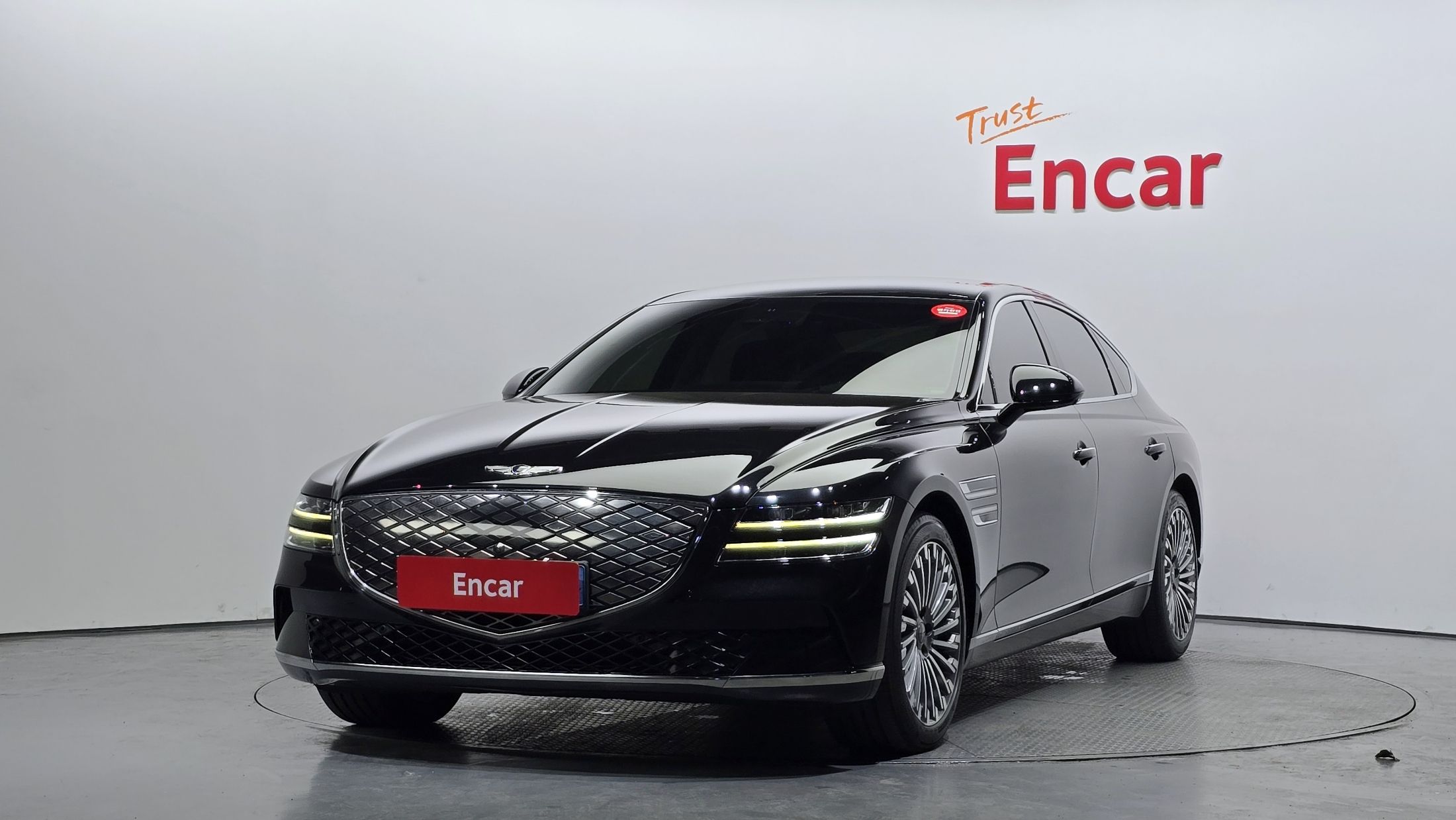 GENESIS ELECTRIC G80 RG3 2022