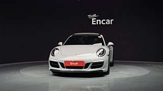 PORSCHE 911 2019