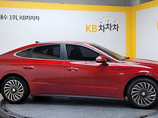 HYUNDAI SONATA HYBRID DN8 2019