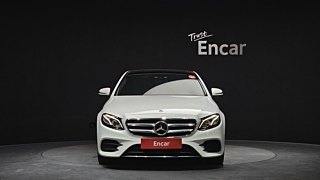 MERCEDES BENZ E-CLASS W213 2017