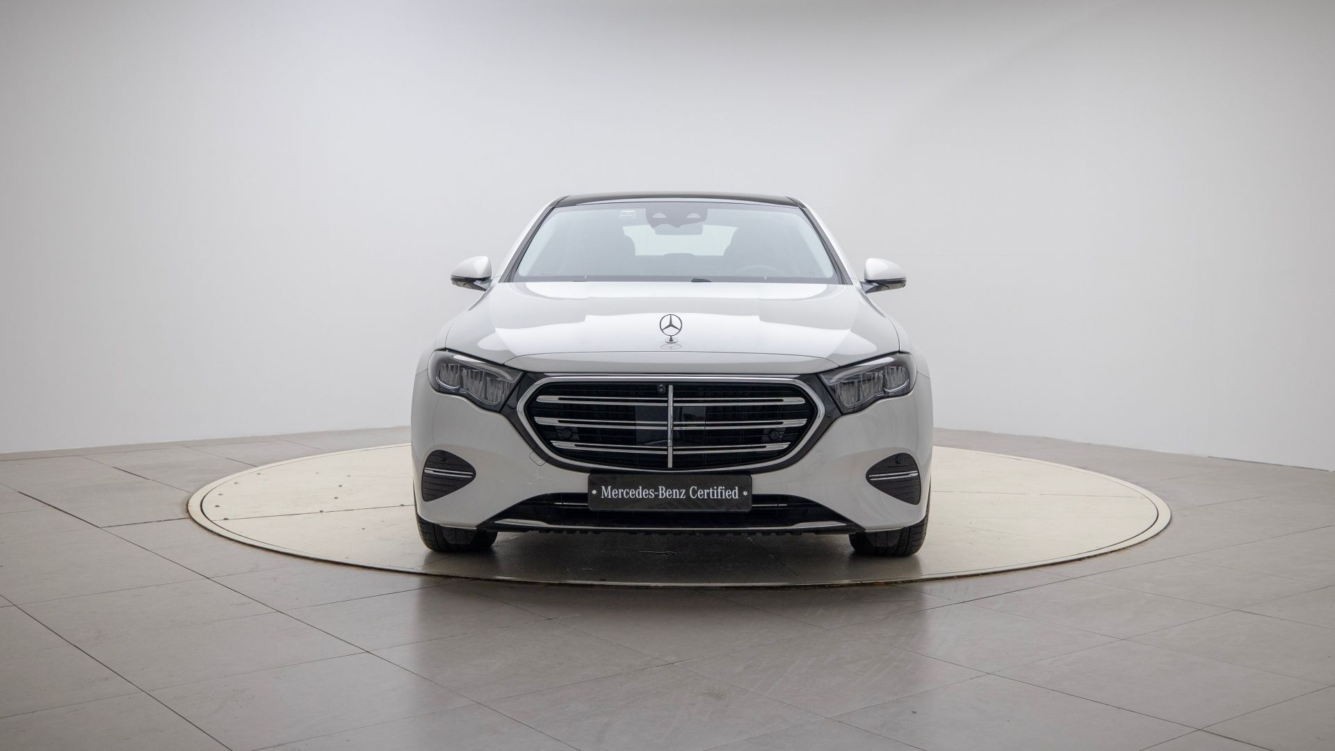 MERCEDES BENZ E-CLASS W214 2024