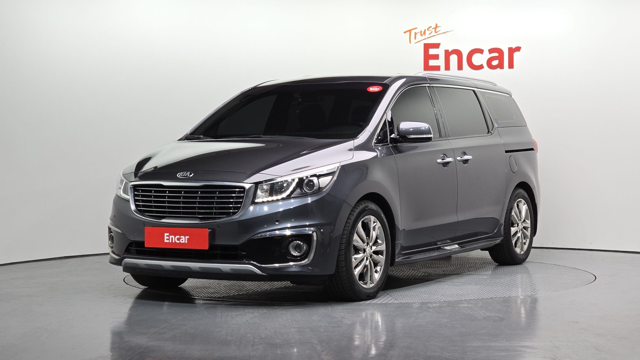 KIA CARNIVAL 2017