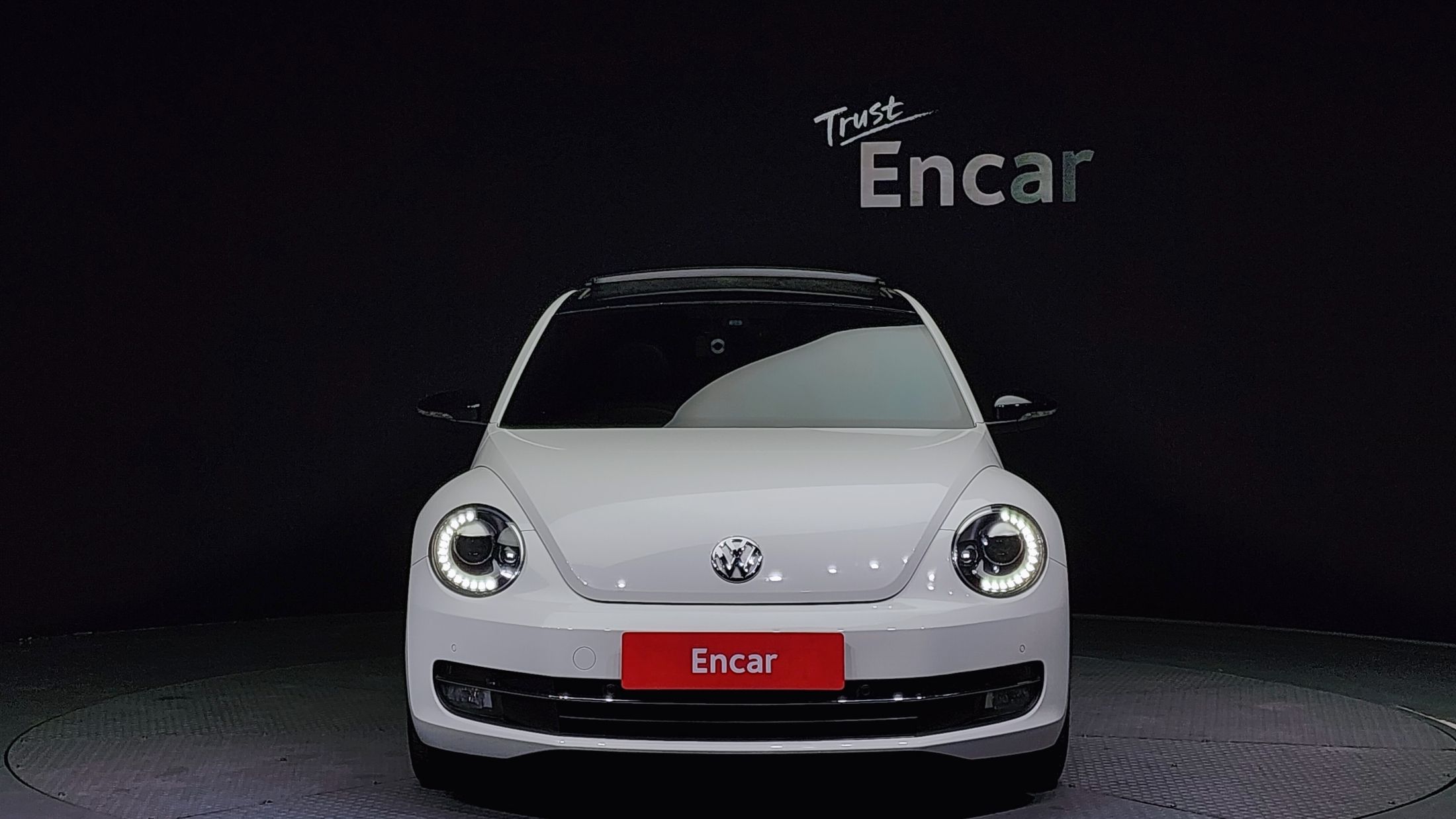 VOLKSWAGEN BEATLE 2013
