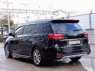 KIA CARNIVAL 2018
