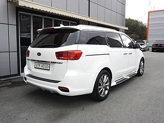 KIA CARNIVAL 2018