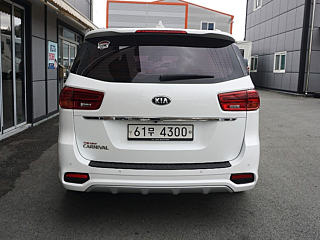 KIA CARNIVAL 2018