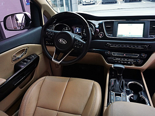 KIA CARNIVAL 2018