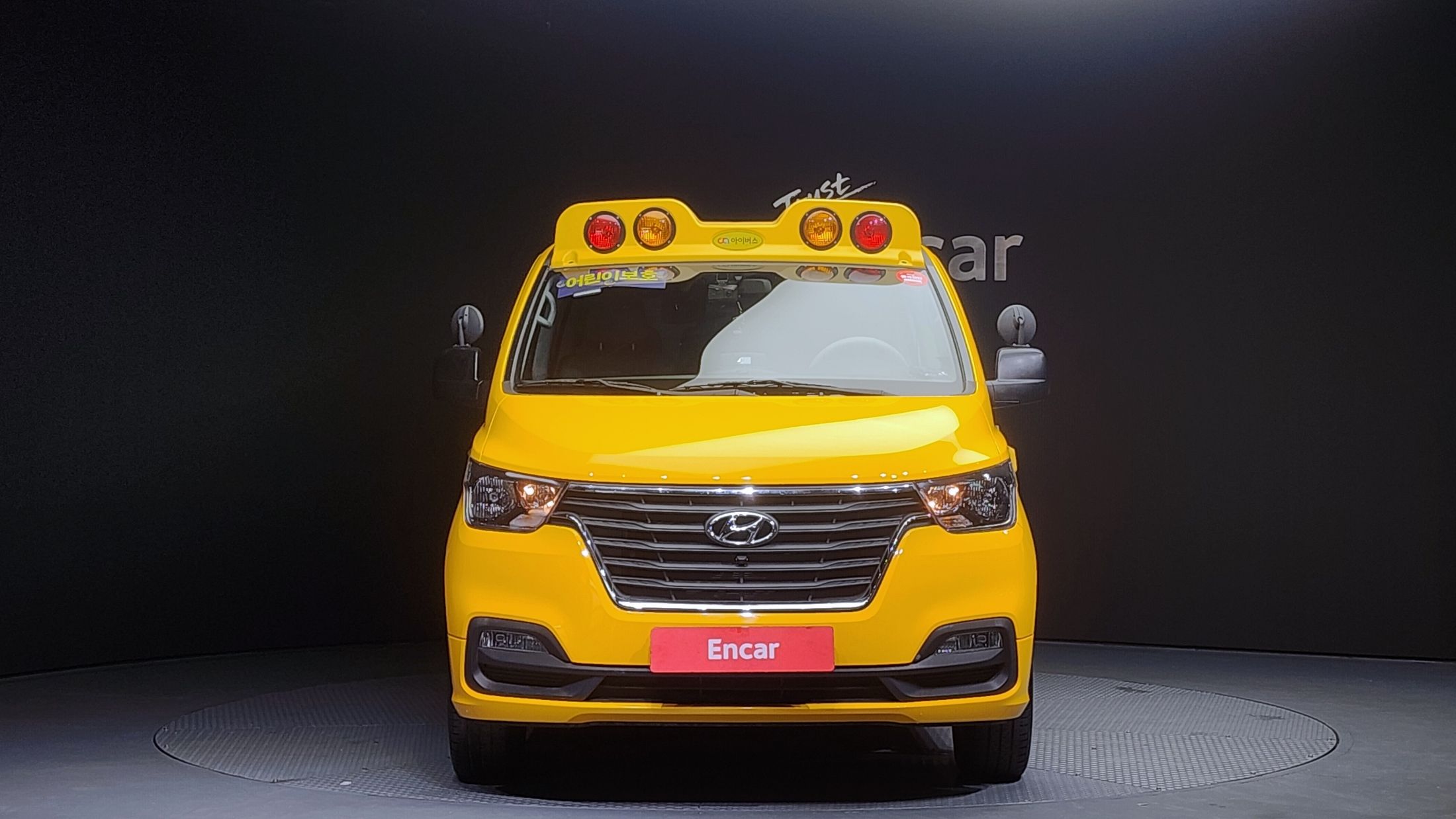 HYUNDAI STAREX GRAND