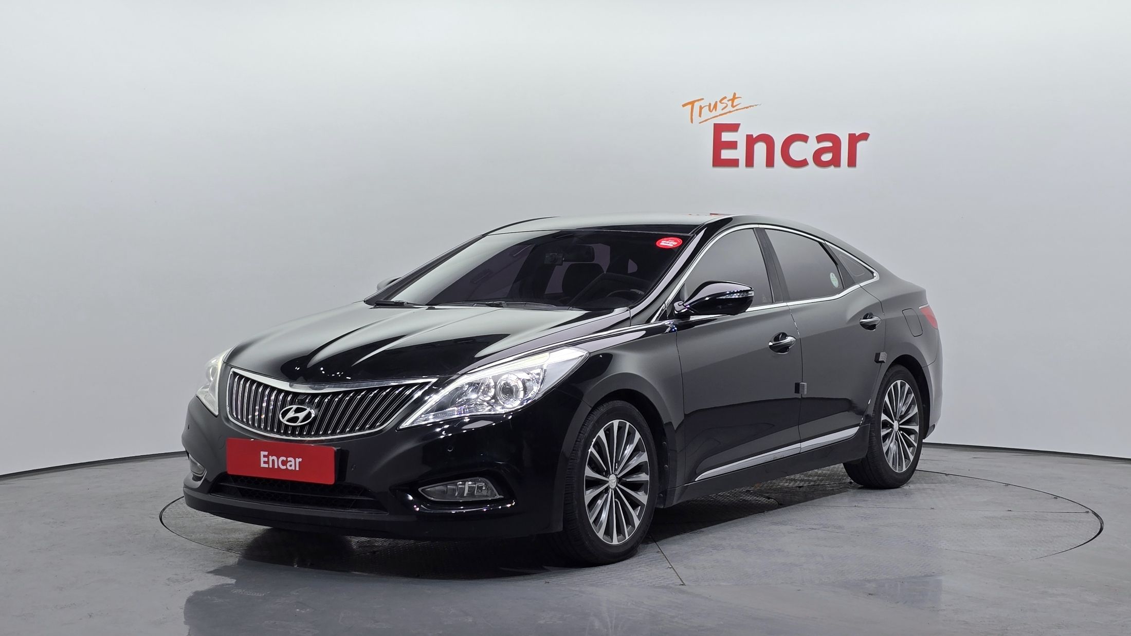 HYUNDAI GRANDEUR HG 2013