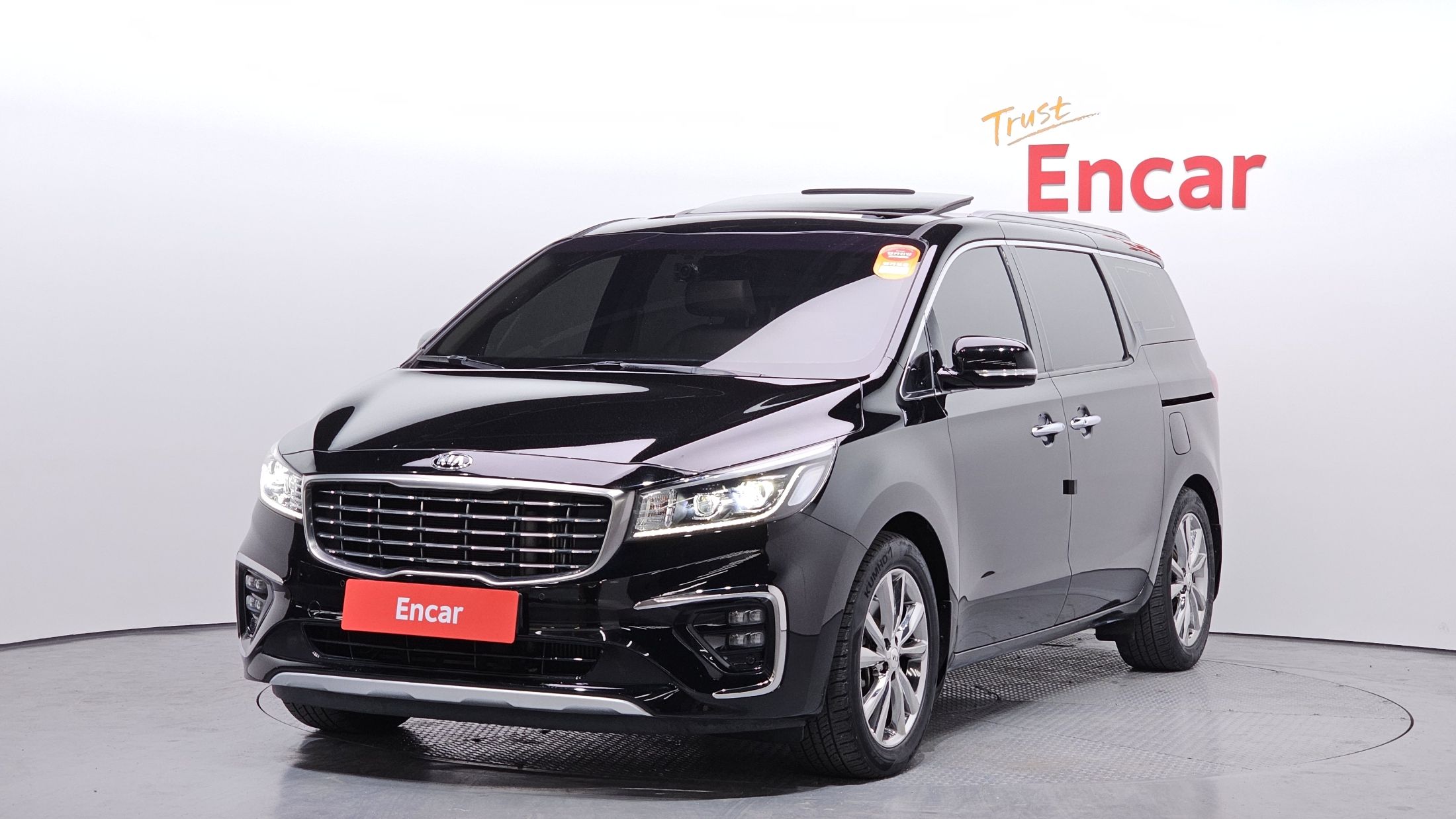KIA CARNIVAL 2019