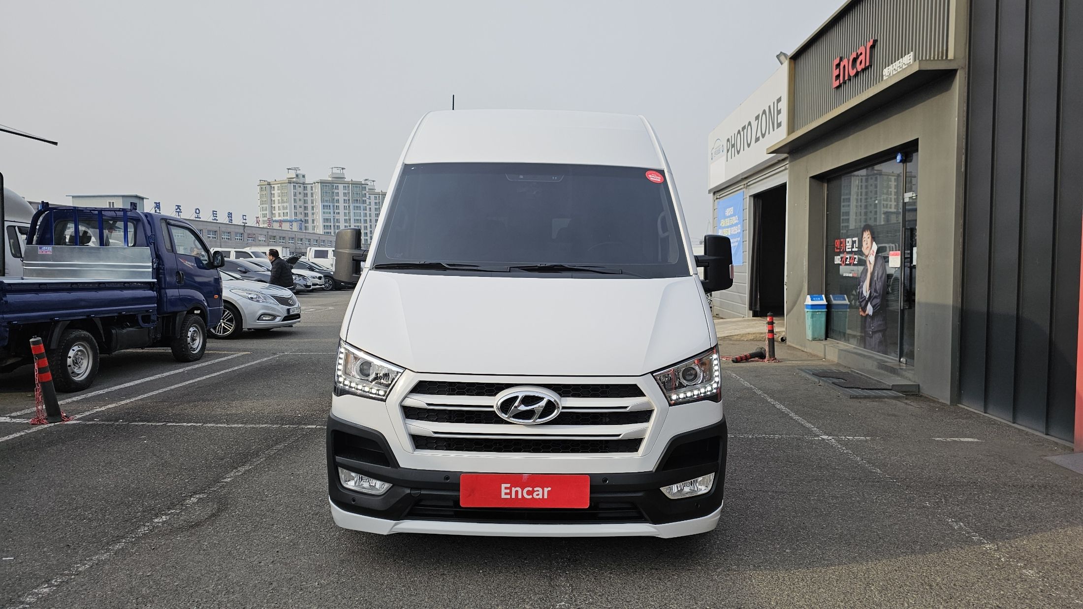 HYUNDAI SOLATI 2018