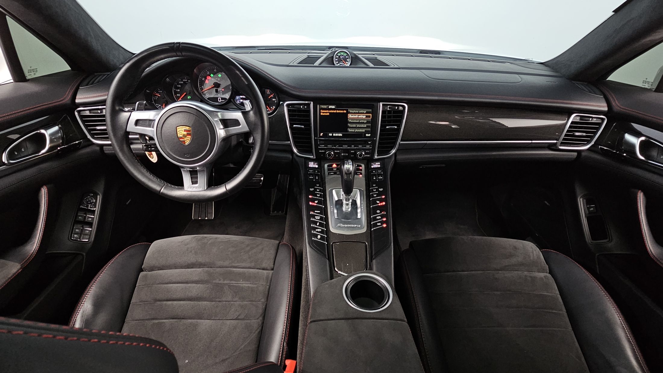 PORSCHE PANAMERA 2016
