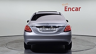 MERCEDES BENZ C-CLASS W205 2017