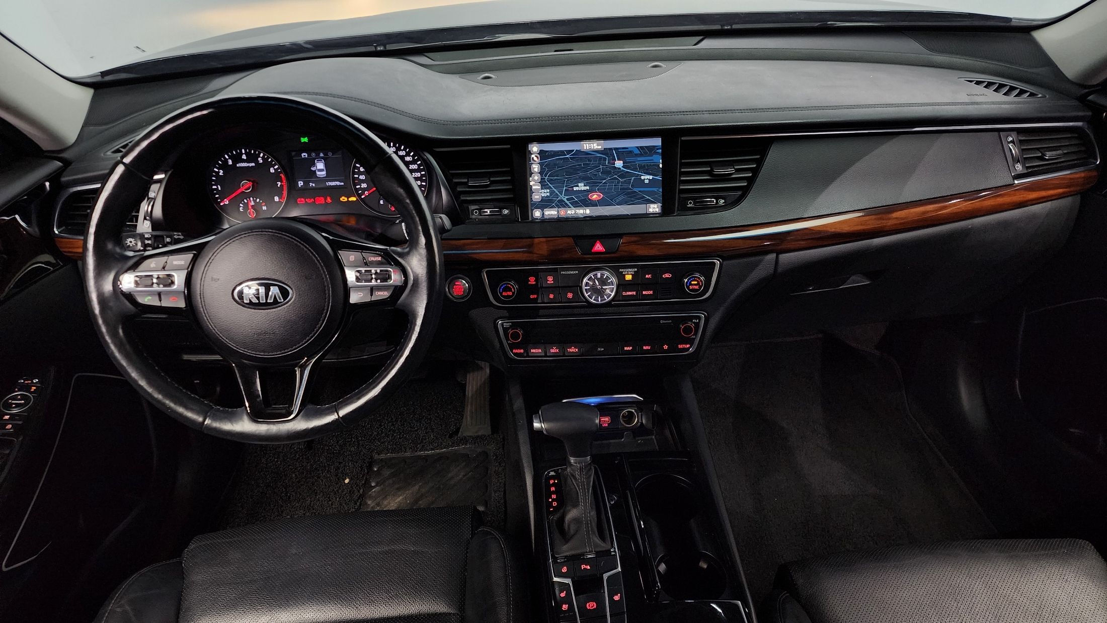 KIA K7