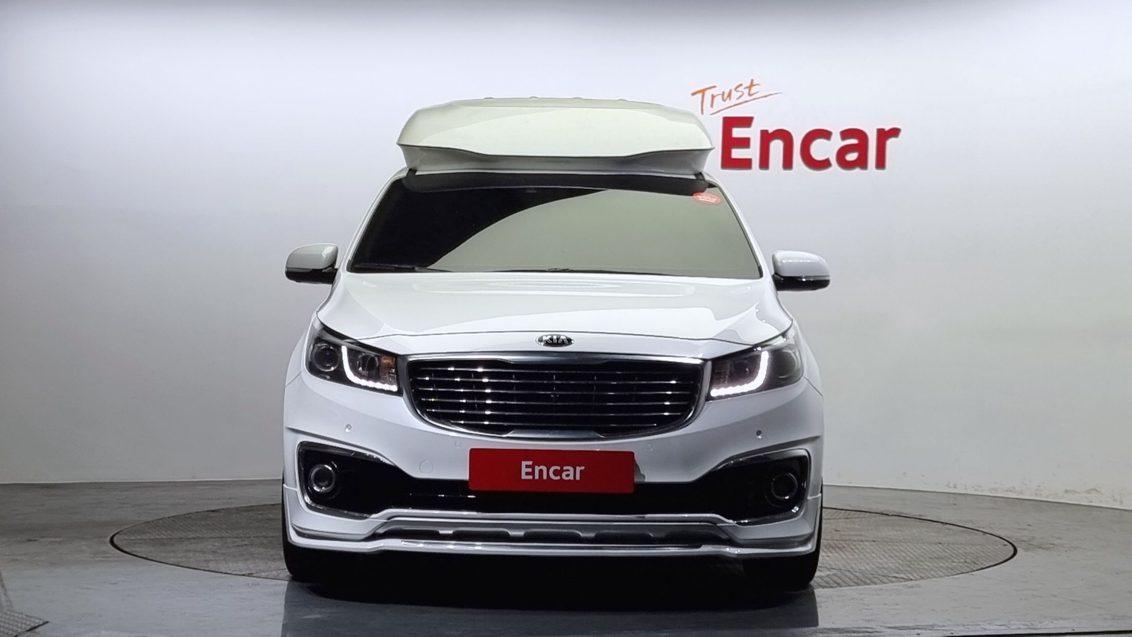 KIA CARNIVAL 2016