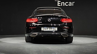 MERCEDES BENZ C-CLASS W205 2016
