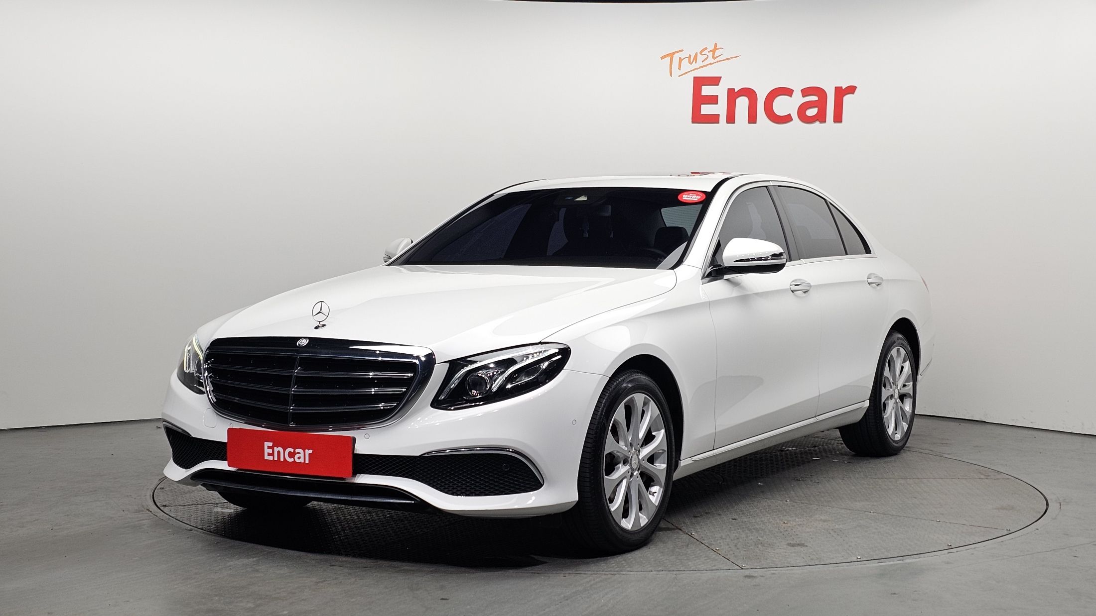 MERCEDES BENZ E-CLASS W213