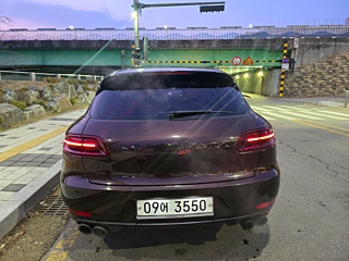 PORSCHE MACAN 2017
