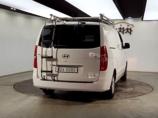 HYUNDAI STAREX GRAND 2019