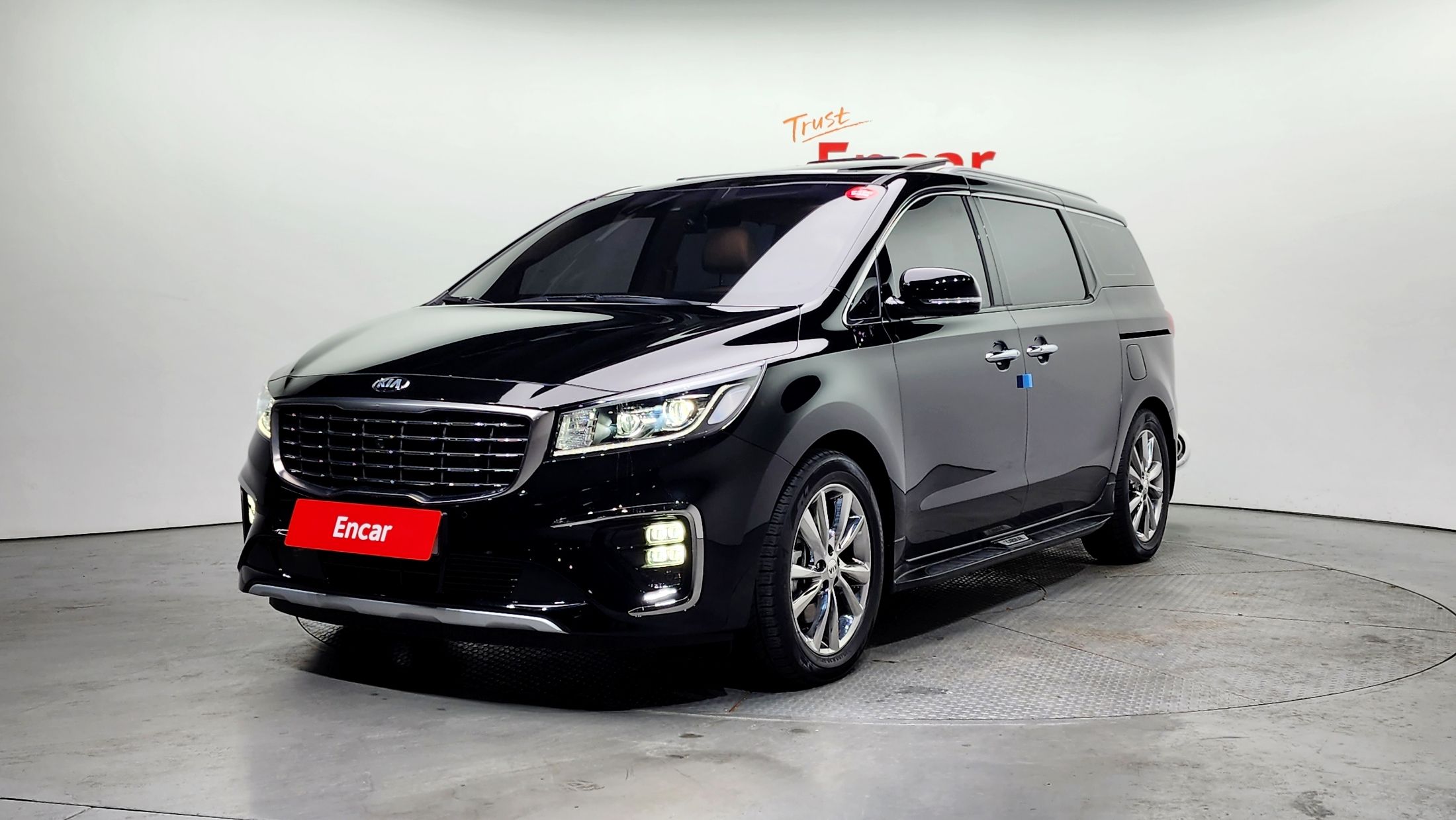 KIA CARNIVAL 2019