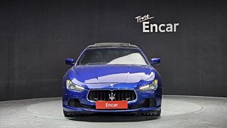MASERATI GHIBLI 2015