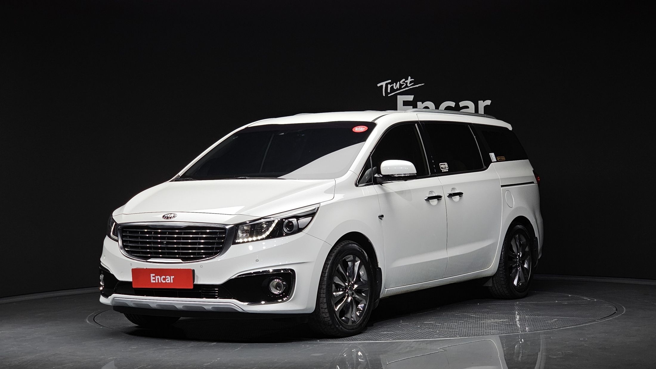 KIA CARNIVAL 2017