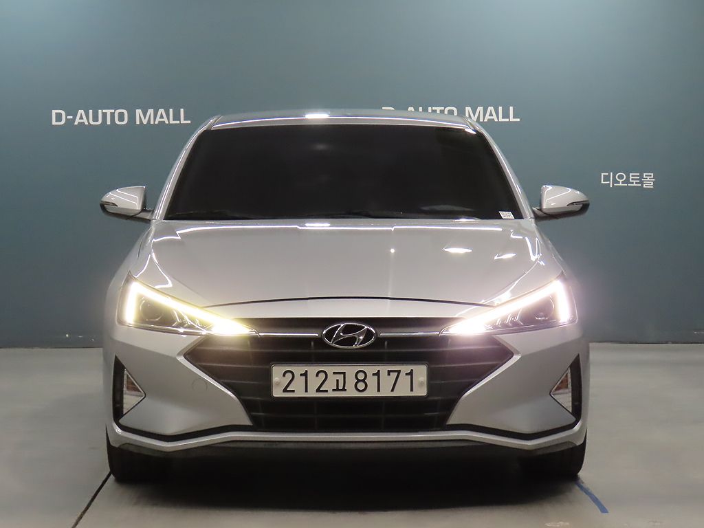 HYUNDAI AVANTE AD 2019