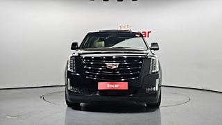 CADILLAC ESCALADE 2018