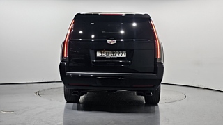 CADILLAC ESCALADE 2018