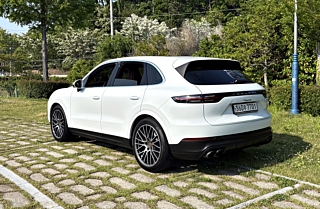 PORSCHE CAYENNE PO536 2020