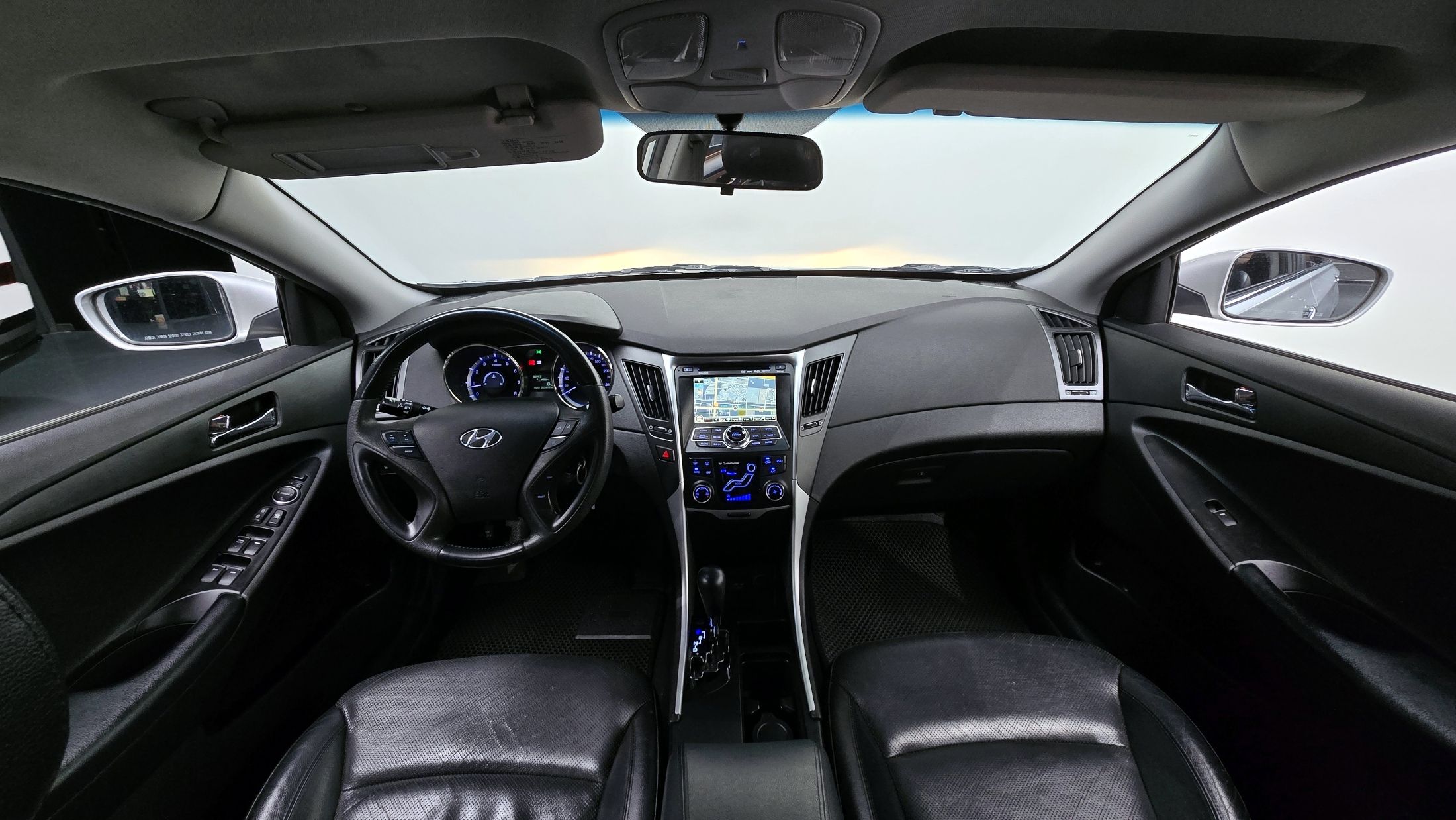 HYUNDAI SONATA YF 2010