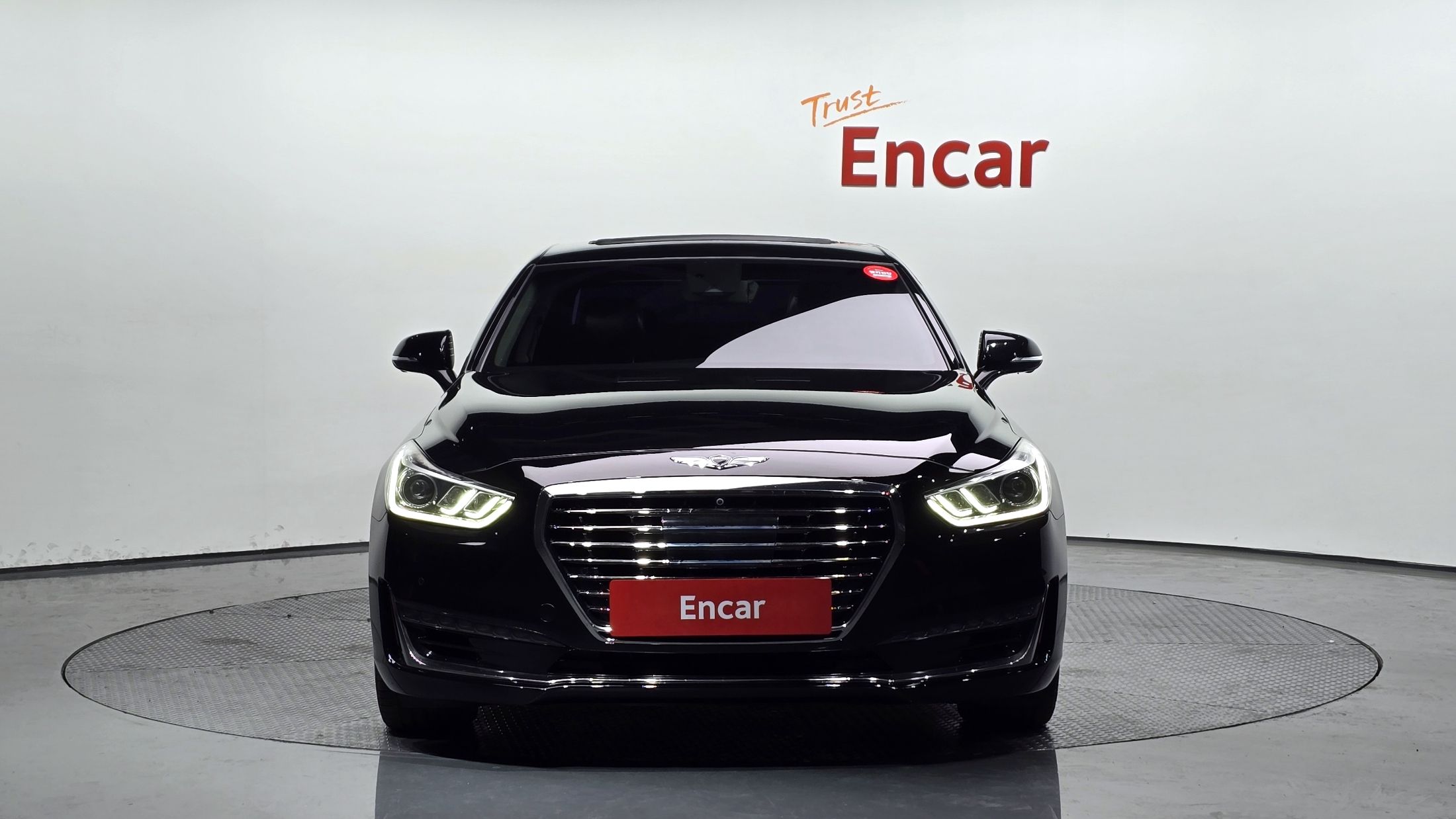 GENESIS EQ900 2016