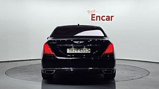 GENESIS EQ900 2016