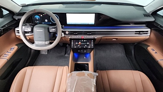 HYUNDAI GRANDEUR GN7 2023