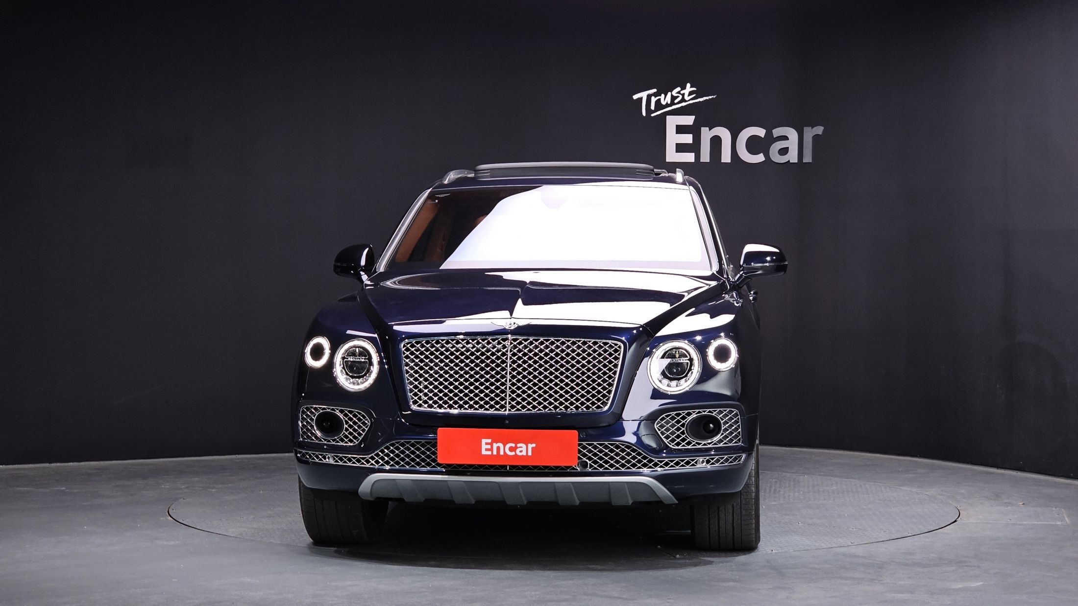 BENTLEY BENTAYGA 2017