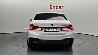 BMW 5-SERIES G30 2018