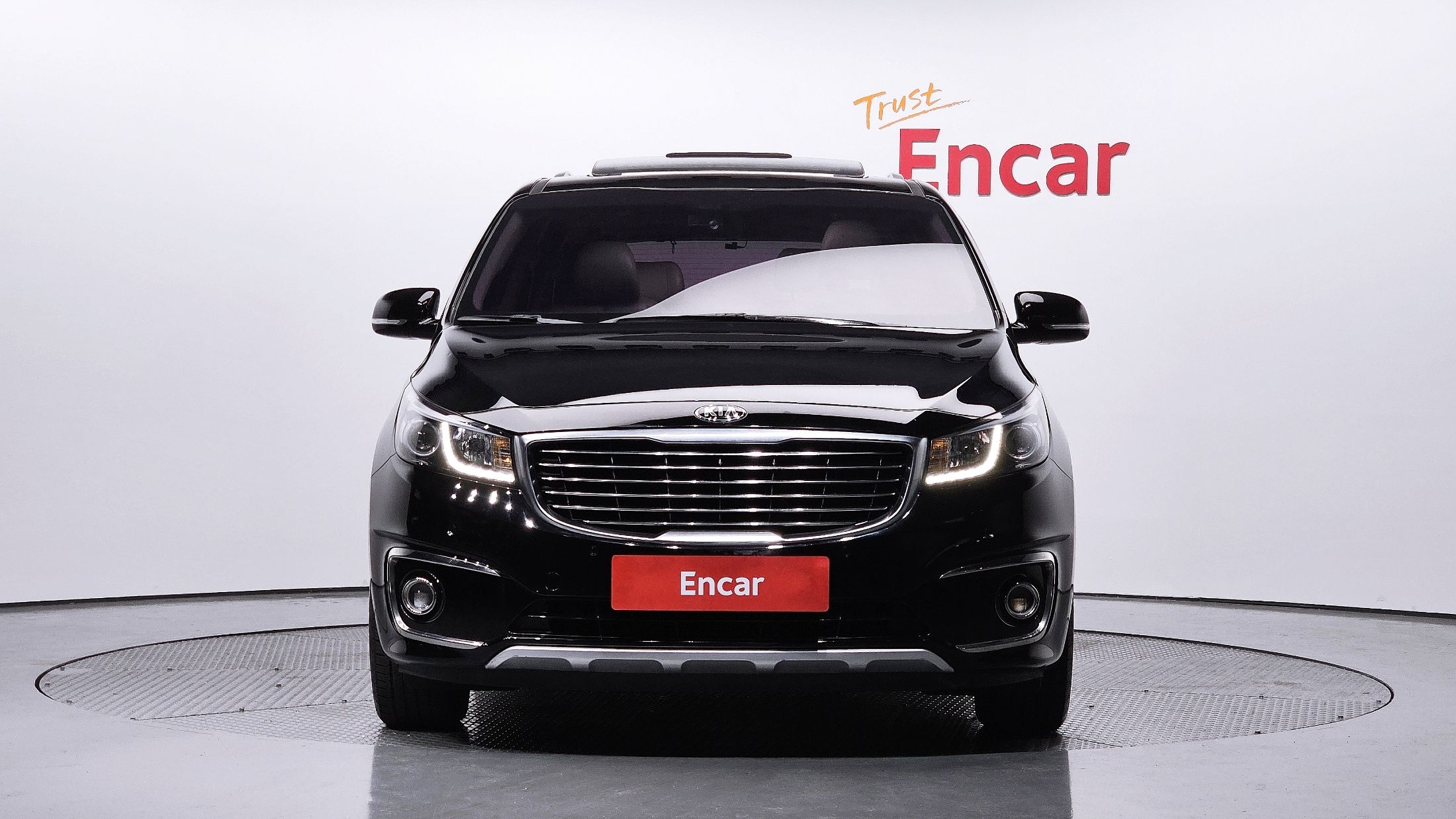 KIA CARNIVAL 2017