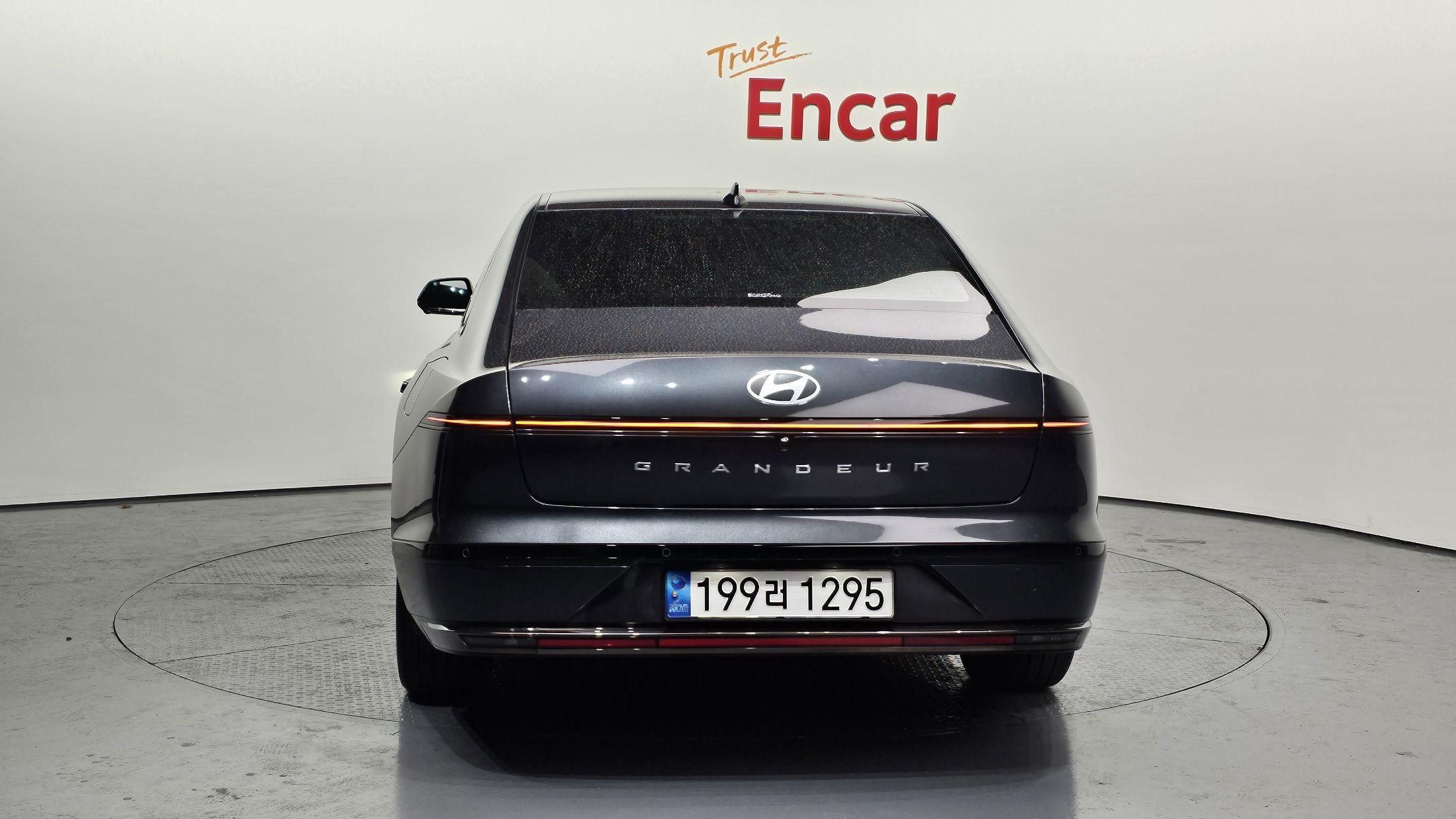 HYUNDAI GRANDEUR HYBRID GN7 2023