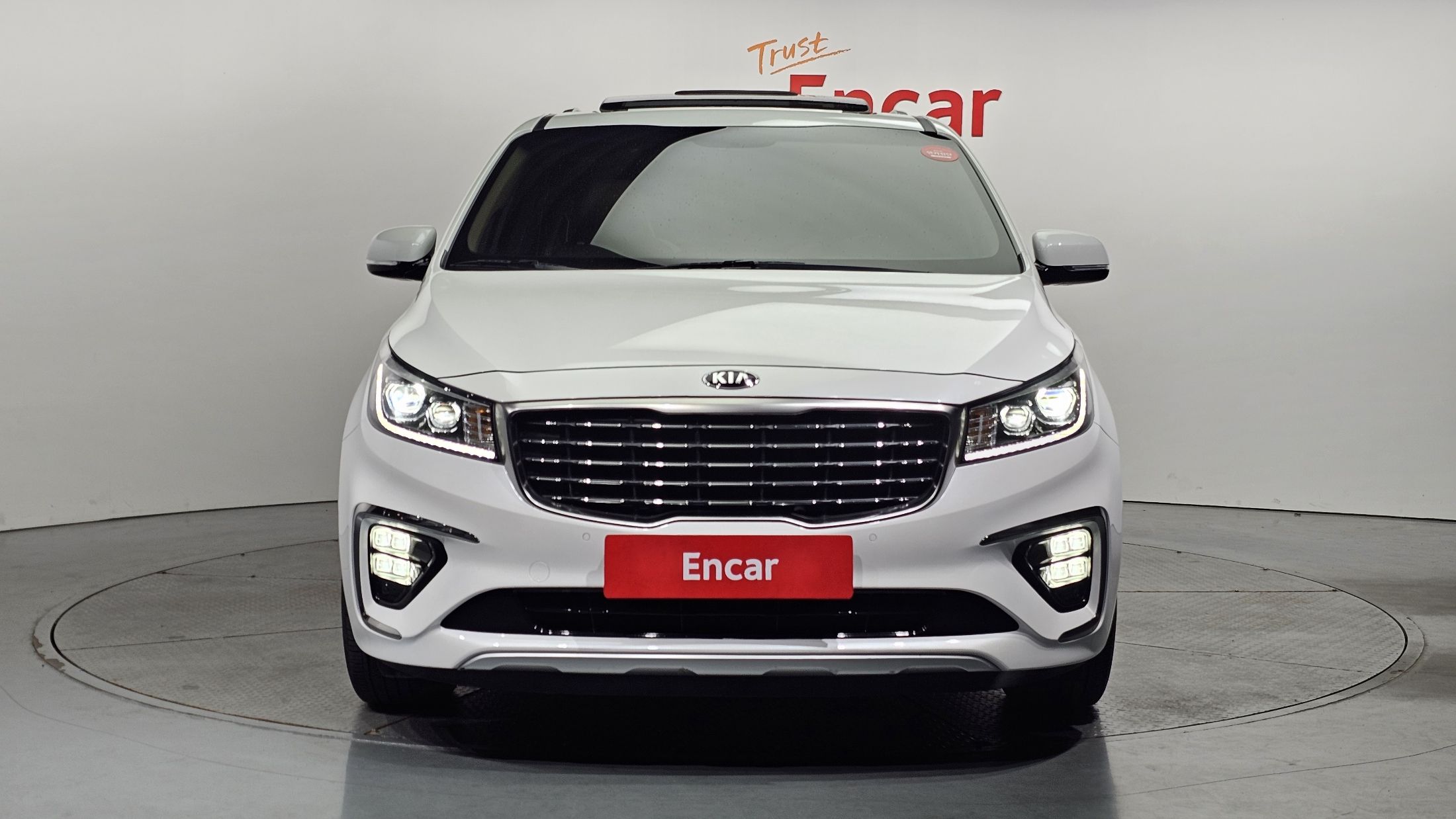 KIA CARNIVAL 2019