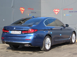 BMW 5-SERIES G30 2020