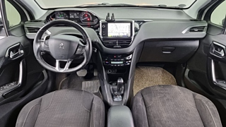 PEUGEOT 208 2017